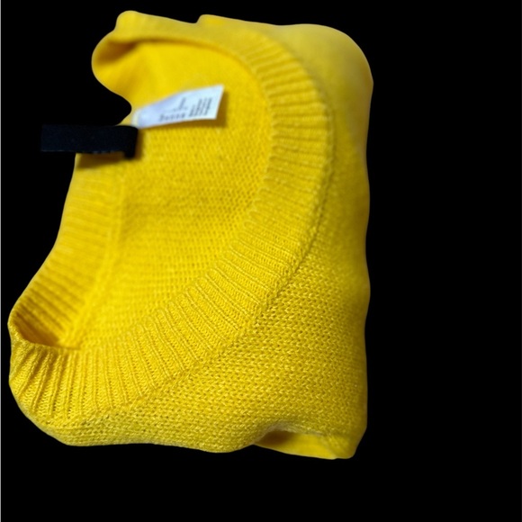 DIVIDED H&M Mustard Yellow Sweater - Picture 3 of 11